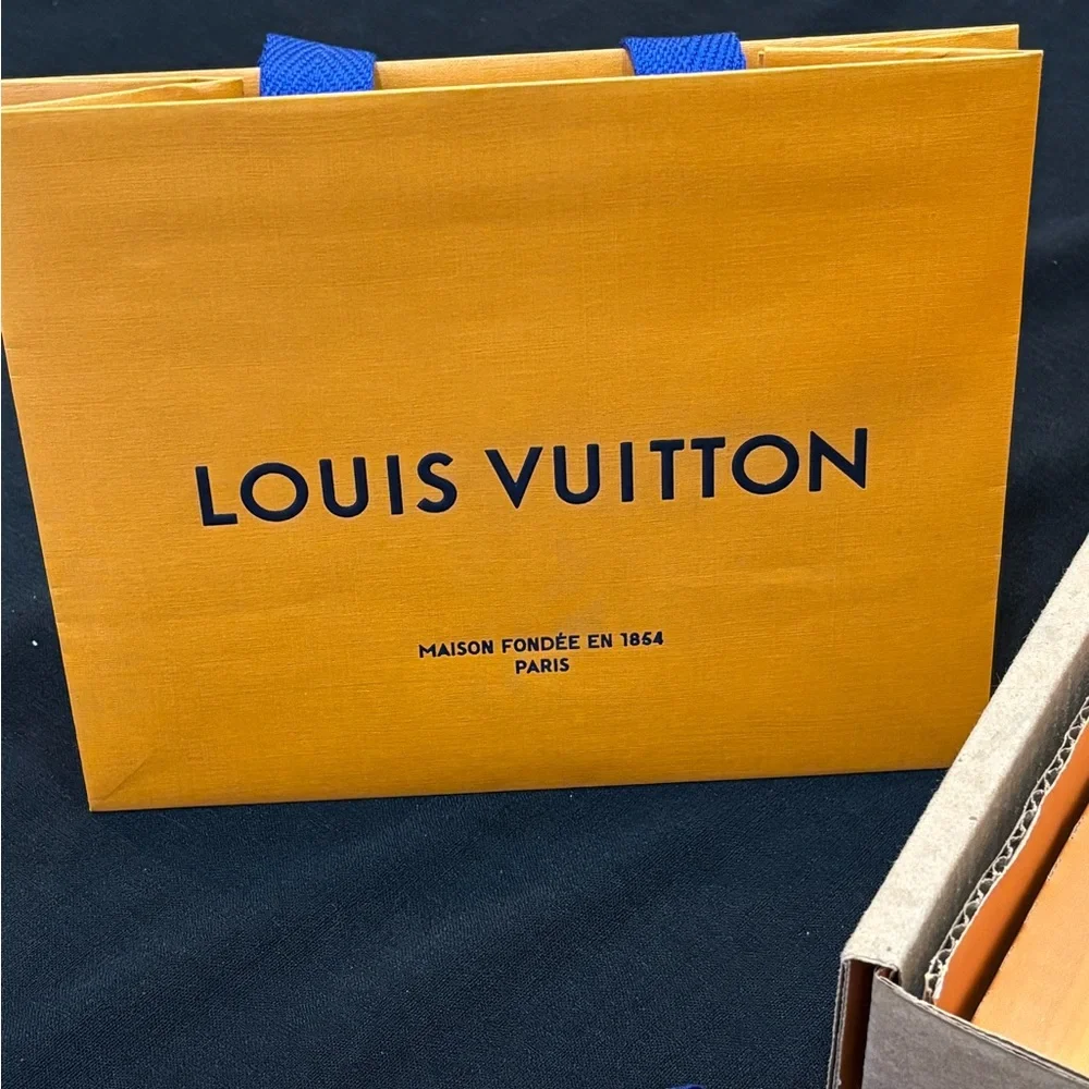 Louis Vuitton EMPTY Shipping Box, Gift Bag, EMPTY Wallet Sized Box, Gift Tag
